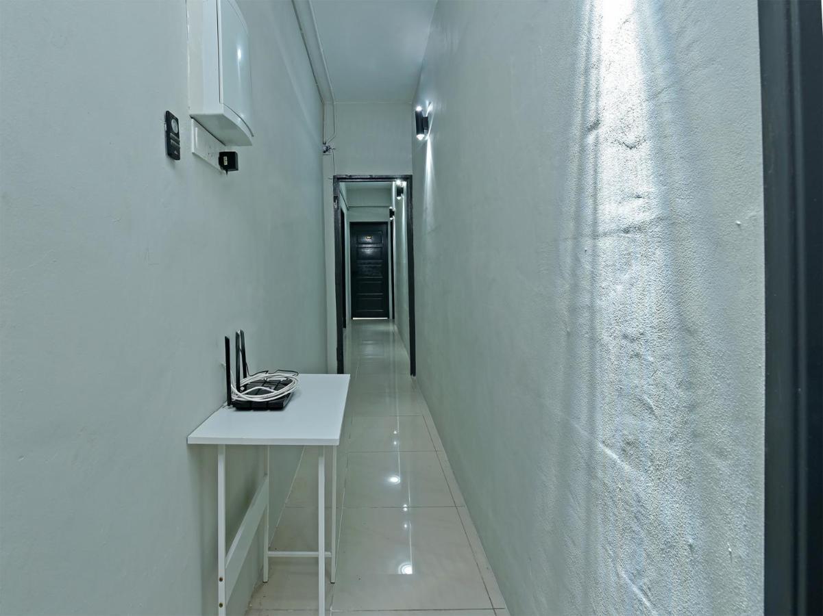 Oyo 90594 Hotel Casalink Paka エクステリア 写真