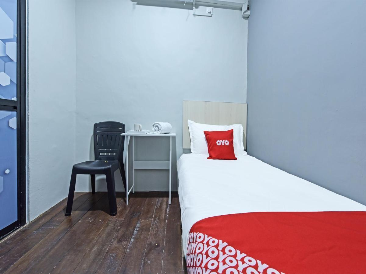 Oyo 90594 Hotel Casalink Paka エクステリア 写真