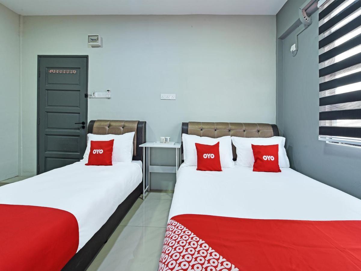 Oyo 90594 Hotel Casalink Paka エクステリア 写真