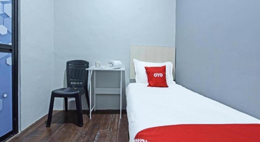 Oyo 90594 Hotel Casalink Paka エクステリア 写真