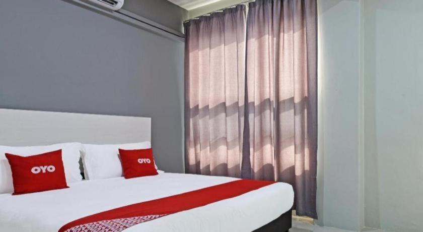 Oyo 90594 Hotel Casalink Paka エクステリア 写真