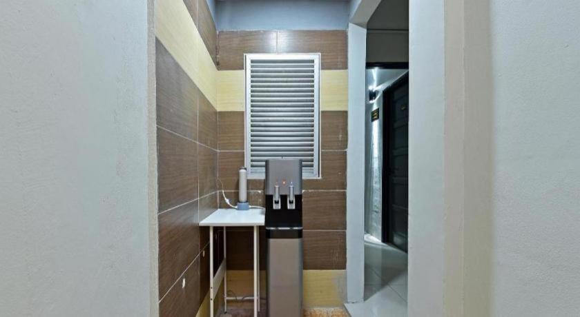 Oyo 90594 Hotel Casalink Paka エクステリア 写真