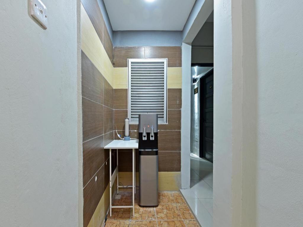 Oyo 90594 Hotel Casalink Paka エクステリア 写真